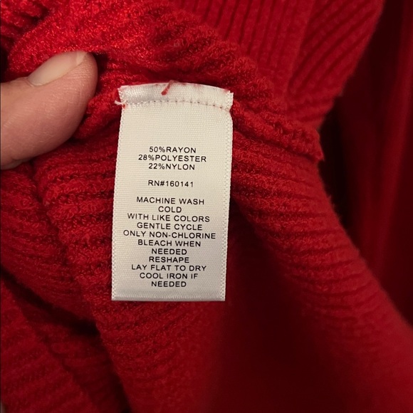 Daily Thread Sweater - Picture 5 of 7